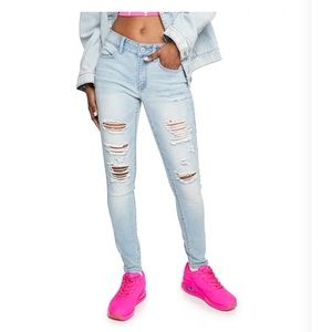 JUNIORS low rise ULTIMATE JEGGING
